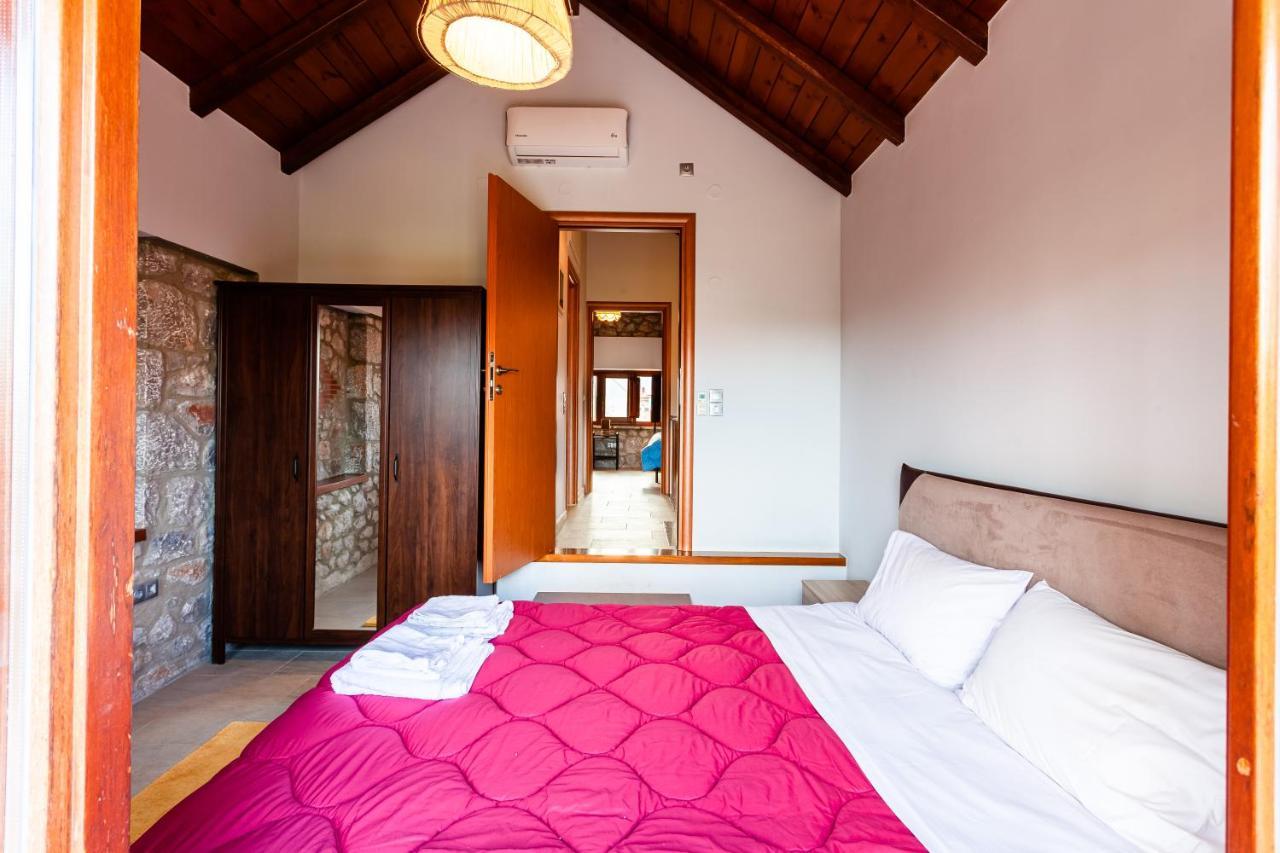 Seaside Dukes Villas Parálion Ástros Esterno foto